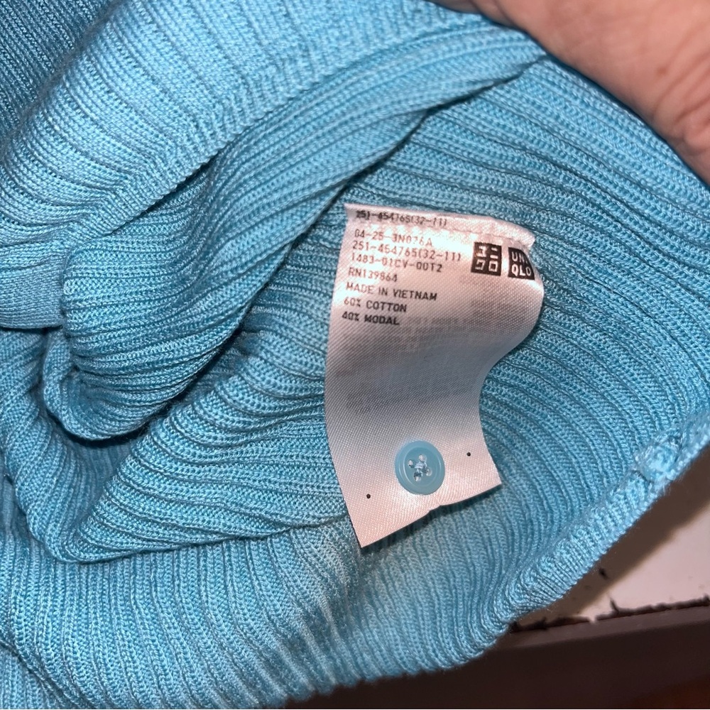 Uniqlo UV Protection Crew Neck Ribbed Cropped Cardigan - Picture 11 of 13
